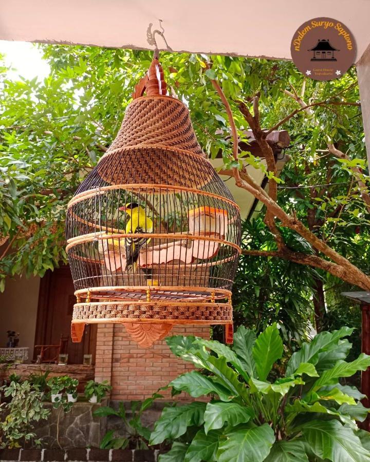 Ndalem Suryo Saptono Guest House Tugu Eksteriør bilde