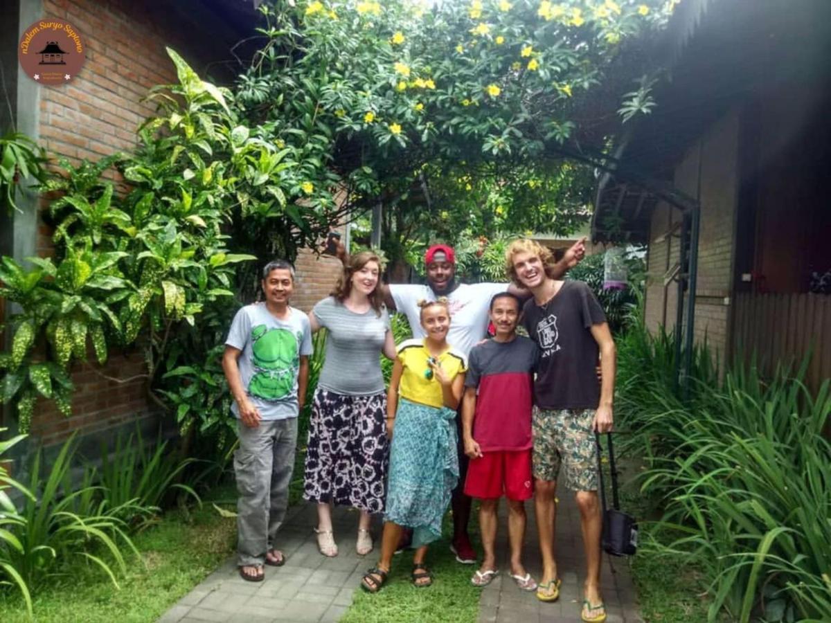 Ndalem Suryo Saptono Guest House Tugu Eksteriør bilde